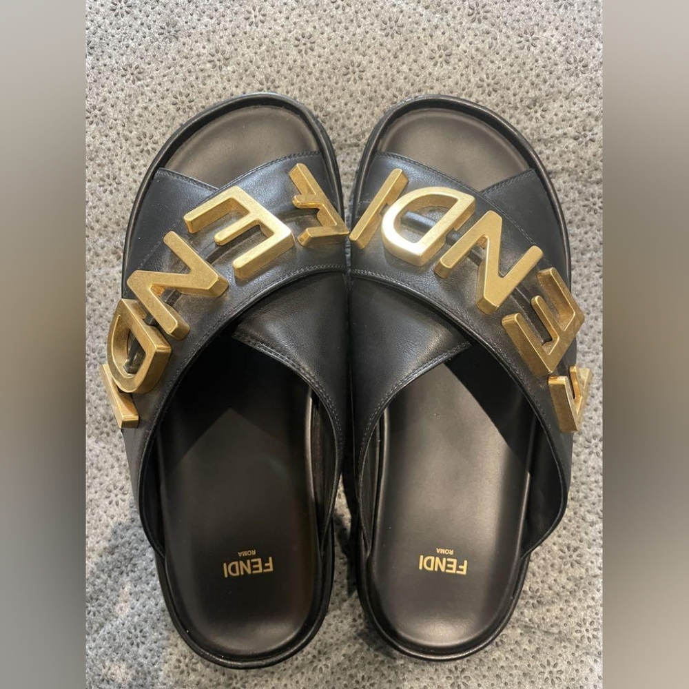 Fendi Logo Sandals - Picture 8 of 10